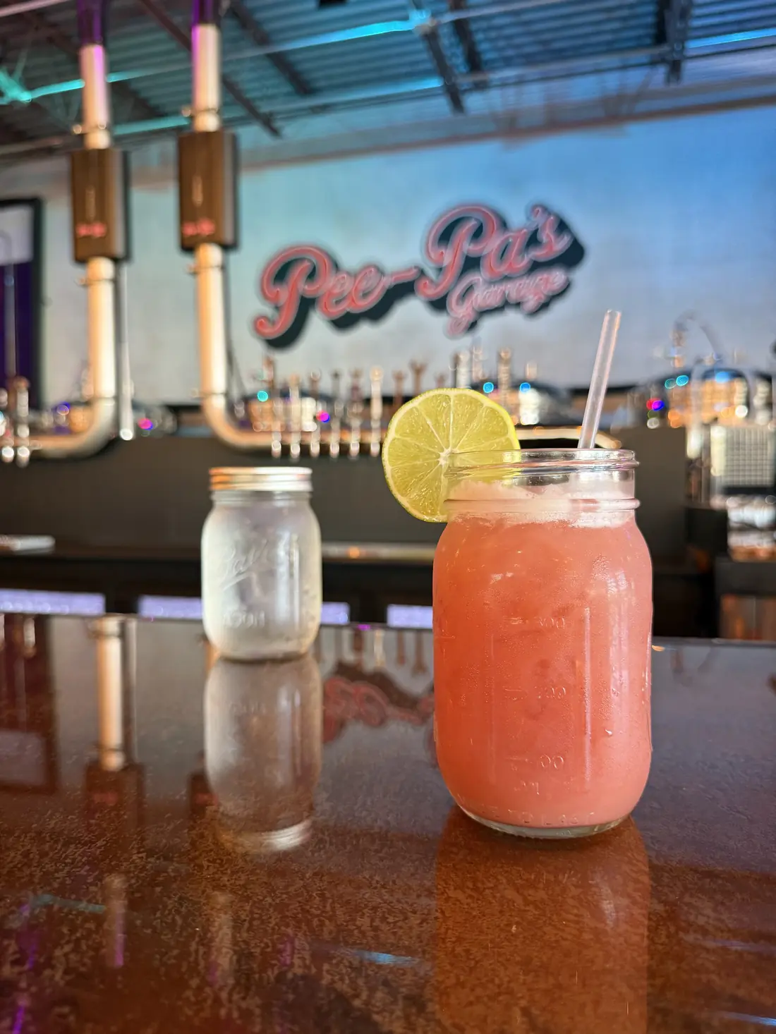House cocktail in a mason jar at the Pee-Pa's Garage bar
